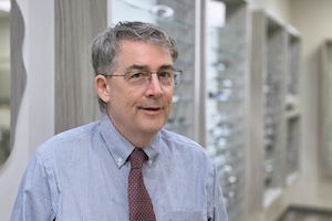 Photo of Dr. Mark Veenhuis 